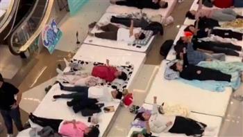  بعد 33 ساعة متواصلة.. صيني يفوز بمسابقة "الاستلقاء على الفراش"