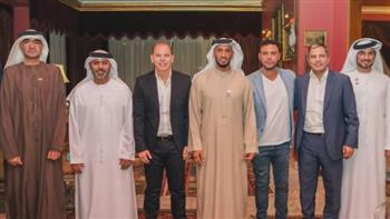 تفاصيل زيارة رئيس المجلس الوطني للإعلام بالامارات للفنان عادل إمام