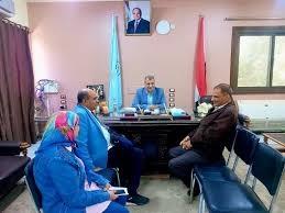 محافظ أسيوط يؤكد أهمية دعم المبادرات والبرامج الهادفة إلى رفع الوعي البيئي