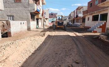  محافظ كفرالشيخ يتابع أعمال رفع كفاءة شوارع قرية الثمانين بالحامول.. ويشيد بالمشاركة المجتمعية