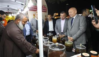 محافظ القاهرة يفتتح مهرجان العسل المصري الثامن بمشاركة 60 عارضًا من مصر والدول العربية