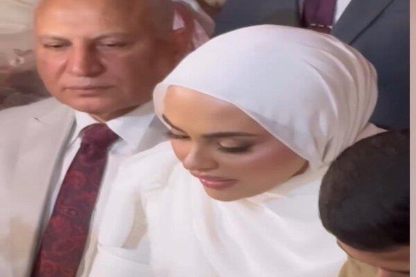 محمد هنيدي يحتفل بعقد قران نجلته فريدة