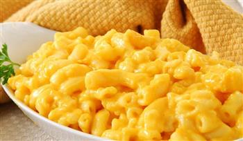 ماذا يحدث لجسمك عند تناول المعكرونة والجبن يوميًا؟