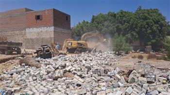 محافظ أسيوط: إزالة 32 حالة تعدٍ على أراضٍ زراعية وأملاك الدولة ضمن حملات الموجة 27