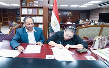 «هيئة الكتاب» تتعاقد مع أسرة الراحل الدكتور شكري عيّاد لإصدار مؤلفاته في طبعات جديدة