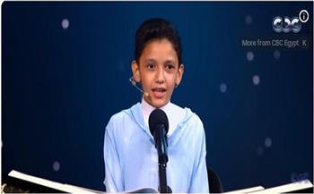 «ياخدكم إن شاء الله وهو طالع عند سيدنا الرسول».. مصطفى حسني يوجه رسالة لأهل أحد المتسابقين (فيديو)