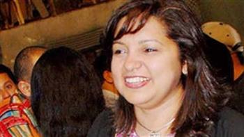 المخرجة شيرين عادل تطمئن الجمهور بعد حريق ديكور "الكينج"