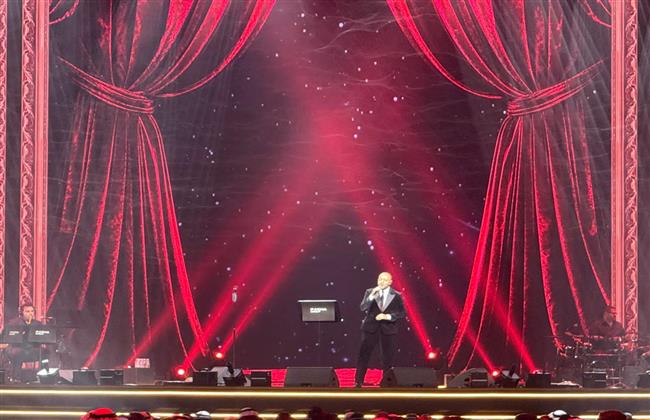 تفاصيل ما حدث بحفل تامر عاشور في "موسم الكويت".. صور