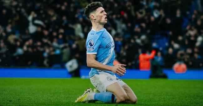 يمشاركة مرموش.. السيتي يقتنص فوزًا صعبًا على ليدز بثلاثية