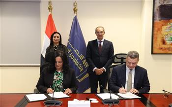 وزيرا الاتصالات والتضامن الاجتماعى يشهدان توقيع بروتوكول تعاون بين "إيتيدا" وشركة "دى إكس سى تكنولوجى" 