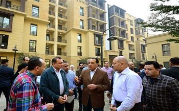 رئيس الوزراء يتفقد مشروع "روضة السيدة-2" للسكن البديل بمنطقة الطيبي بالسيدة زينب