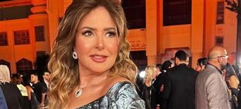 صابرين : أعشق منى زكي وتجسيدها لأم كلثوم سيكون مختلفاً تماماً