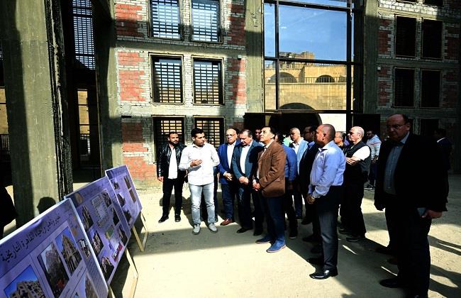 مدبولي يتفقد منطقة مسجد الحاكم بأمر الله ومشروعي بوتيك أوتيل الشوربجي وبوتيك أوتيل الأرناؤوطي