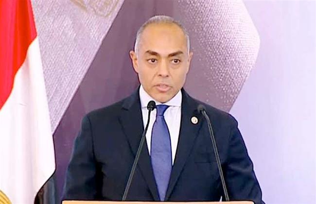 "الوطنية للانتخابات" تسلم محاضر الفرز والحصر العددي لانتخابات النواب إلى "الإدارية العليا"