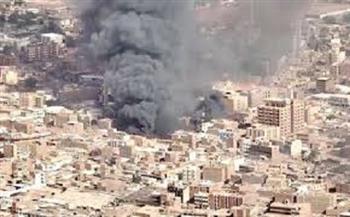 اشتداد المعارك يعزل أحياء الخرطوم ويعقّد وصول الإغاثة الإنسانية