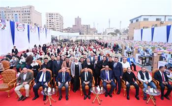 وزير الشباب ومحافظ القاهرة يشهدان  مبادرة "فرحة مصر" بتجهيز 200 فتاة