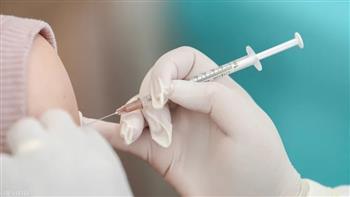 إدارة الغذاء والدواء الأمريكية تعلن خطة صارمة لإجازة اللقاحات بعد مزاعم حول وفيات مرتبطة بلقاح كورونا 