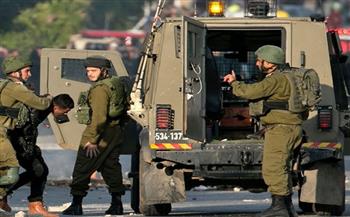 قوات الاحتلال الإسرائيلي تعتقل 5 فلسطينيين في قلقيلية وتواصل عدوانها على طوباس