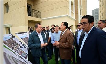 رئيس الوزراء يتفقد مشروع "الفسطاط فيو" المُطل على حدائق تلال الفسطاط