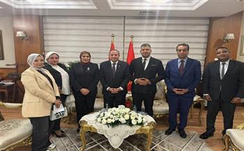 محافظ بورسعيد يستقبل وفد المجلس القومي لحقوق الإنسان