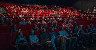 دليل شامل للأفلام المعروضة في دور السينما خلال نوفمبر 2025