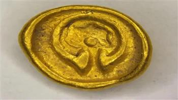 "كأس قوس قزح".. اكتشاف عملة ذهبية نادرة عمرها 2200 عام