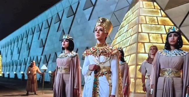 تألق الجندي وفريال وفريدة.. أبطال الأولمبياد نجوم افتتاح المتحف المصري الكبير| صور