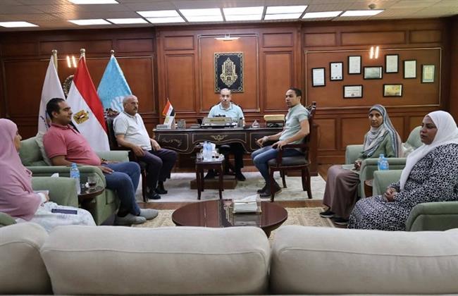 رئيس مدينة الغردقة يبحث إنشاء 3 محطات صرف صحي جديدة 