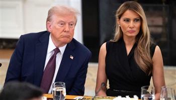 ميلانيا تكشف روتين نوم ترامب.. لا يرتدي بيجاما (فيديو)