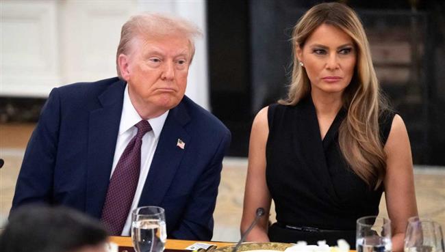 ميلانيا تكشف روتين نوم ترامب.. لا يرتدي بيجاما (فيديو)