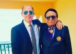 رامي إمام يكشف كواليس عن حياة الزعيم: «بيقرأ الأخبار يوميا ومشغول عن السوشيال ميديا»