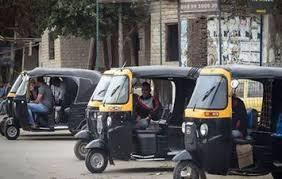   القاهرة تحدد «خريطة سير».. وحملات ضبط المخالفين «يومية»  «توك توك» العاصمة.. «محظور»