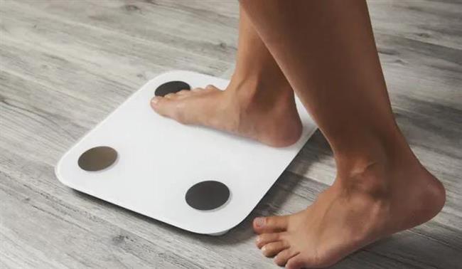 هل يتغير وزنك خلال اليوم الواحد؟.. اعرفي السبب