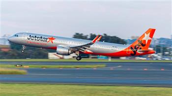 رائحة كريهة غامضة تحوّل مسار رحلة طيران في أستراليا