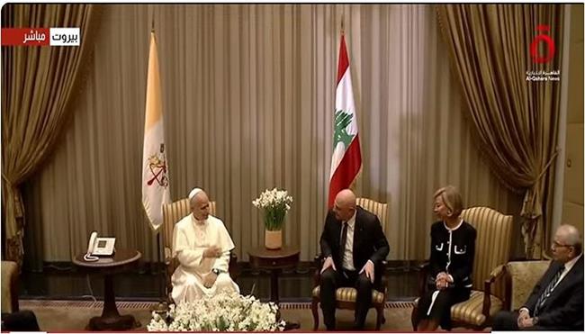 الرئيس اللبناني يستقبل بابا الفاتيكان