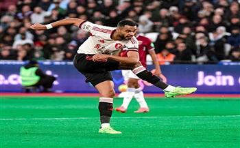 الدوري الإنجليزي.. ليفربول يستعيد نغمة الانتصارات بثنائية في وست هام