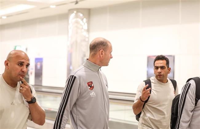 السوبر المصري.. «توروب» يعقد محاضرة مع اللاعبين داخل فندق الإقامة  