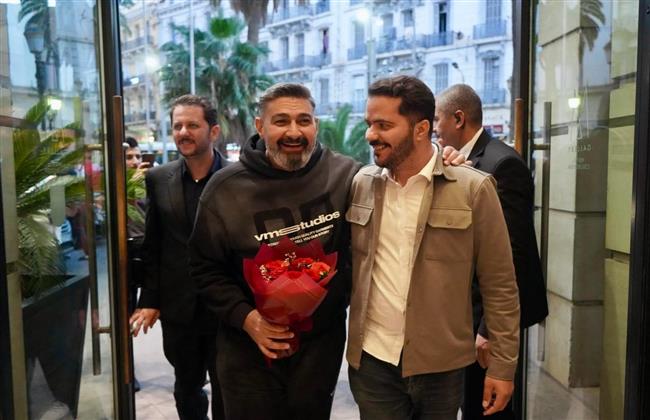 لقطات للفنان ياسر جلال في مهرجان "وهران " يتداولها رواد السوشيال ميديا 