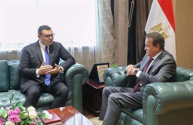 وزير الصحة يستقبل وزير الإسكان لمناقشة مشروعات صحية مشتركة