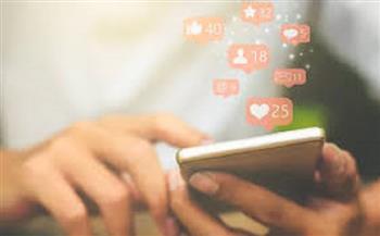 في زمن السوشيال ميديا.. كيف تغير مفهوم الحب بين أفراد الأسرة؟| خاص