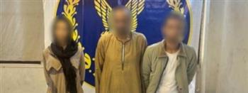 ضبط المتهمين باحتجاز شخص وإكراهه على توقيع إيصالات أمانة في القاهرة