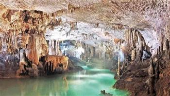 اتهامات بتدميره.. غضب في لبنان بسبب "سهرة" داخل معلم سياحي