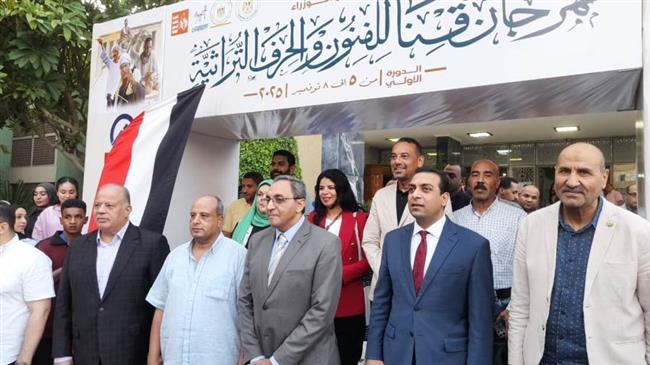 محافظة قنا تحتفي بانطلاق أول مهرجان للفنون والحرف التراثية