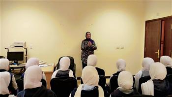 ثقافة الزعيم تقدم محاضرة توعوية حول "مهارات فن التواصل" بنادى تكنولوجيا القصر بأسيوط