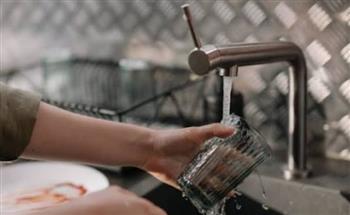 غسالة الأطباق أم  الغسيل اليدوي؟.. أيهما يوفر الماء والطاقة أكثر 