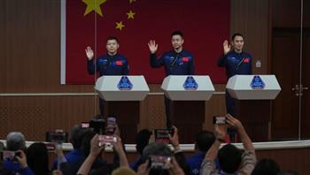 ورطة في الفضاء.. الصين تؤجّل عودة رواد اصطدمت مركبتهم بحطام فضائي