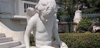 تمثال كيوبيد يعود إلى مكانه فى بهو متحف محمد محمود خليل 