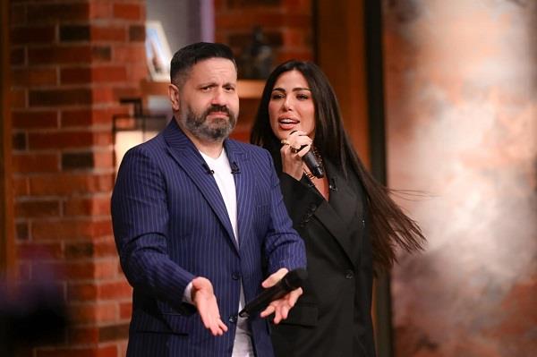 لولا جفان تشعل استديو القاهرة اليوم بأغاني عدوية وفاطمة عيد وتقدم مع ادواد "عاجبني"  