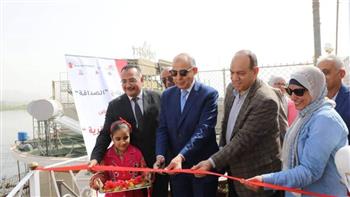 محافظ المنيا يفتتح معرض "من قلب القرية" لدعم أصحاب المشروعات الصغيرة والمتوسطة