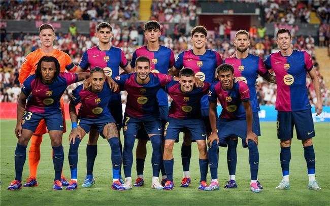 دوري أبطال أوروبا.. انطلاق مباراة برشلونة أمام كلوب بروج البلجيكي